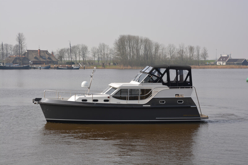 yachtcharter holland last minute